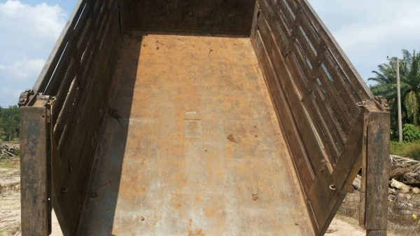 ขายรถบรรทุก 6 ล้อดัมพ์ TOYOTA 115 แรงม้า BU97 เครื่อง 14B แอร์พร้อม ราคา 350000