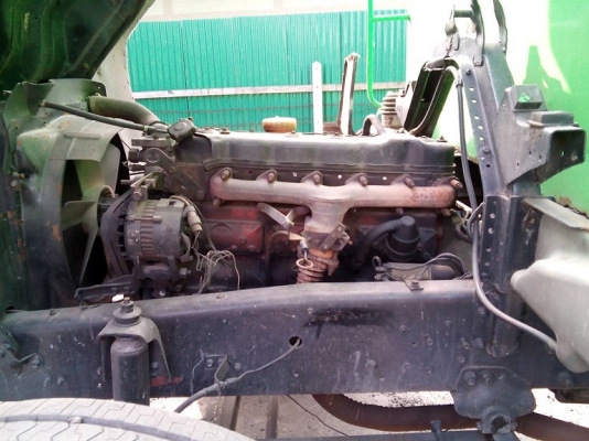 ขาย 10 ล้อ  Rocky 175 Hp. ปี 35 มี 2 คันครับ