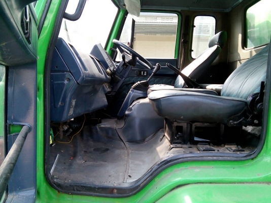 ขาย 10 ล้อ  Rocky 175 Hp. ปี 35 มี 2 คันครับ