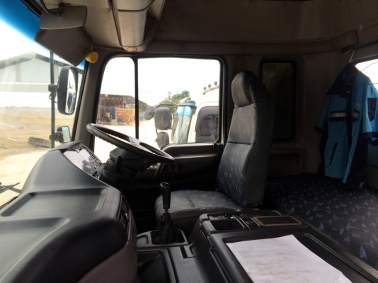 HINO PROFIA  ขายแล้วกลางอากาศ ไปกำแพงเพชรคะ  ขอบคุณคะ