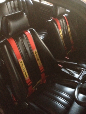 ขาย TRW sabelt แท้สีแดง made in italy สภาพสวย 1คู่ ราคา3000บาท โทร0924462525โส กทม