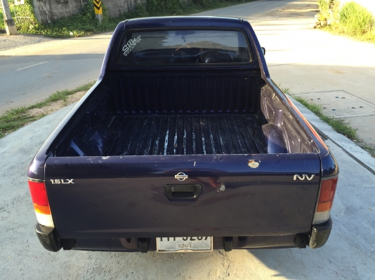 ขาย NV 1.6LX ปี95 สภาพพร้อมใช้งาน เล่มพร้อมโอน