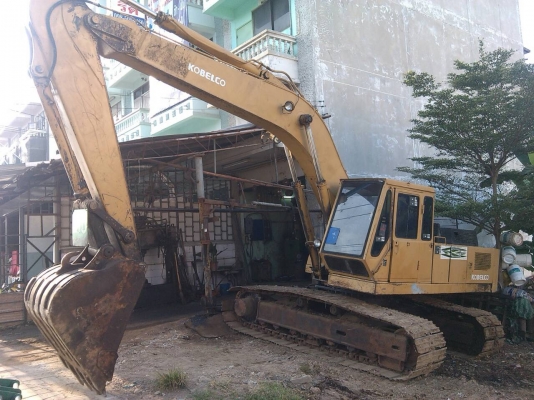 ขายรถ KOBELCO 907 G "ด่วน" โทร.089-535-1262