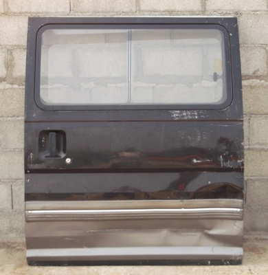 ประตูเลื่อนรถตู้ รุ่นเก่า เก่าจากญี่ปุ่น ประตูเลื่อนรถตู้ รุ่นเก่า เก่าจากญี่ปุ่น