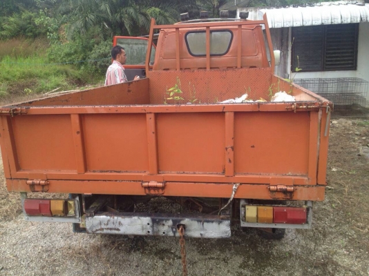 ขายรถบรรทุก4ล้อ