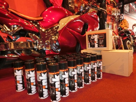 T&amp;T BIKE RAMA2 จัดมาใหม่ น้ำยาฟรุ้งฟริ้งอเนกประสงค์ มาก ฉีดตรงไหนเงาตรงนั้น ไม่ต้องเชดออกเพียง 190฿