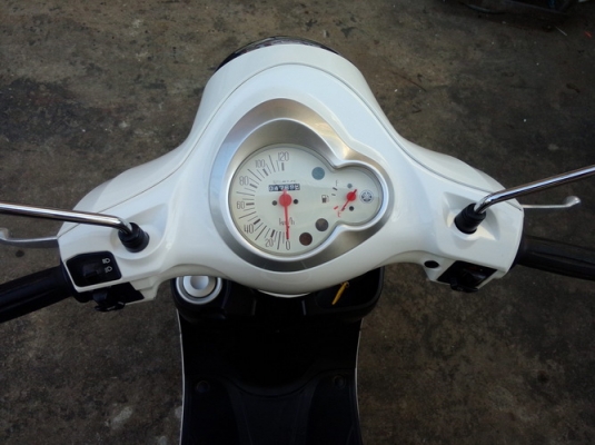 Filano สีขาว ลายคลาสสิค รถปี56 สวยๆประหยัดน้ำมัน