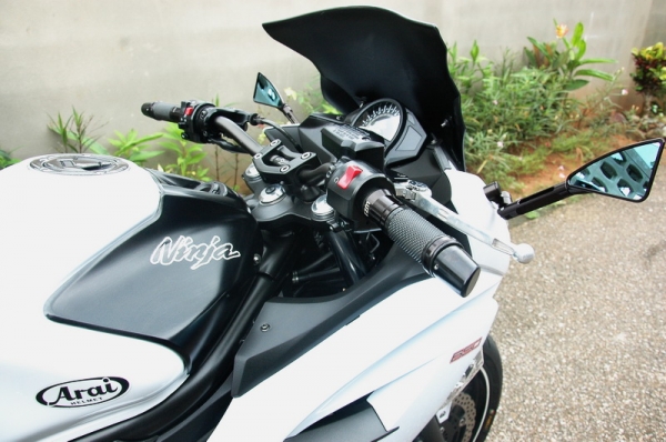 ขาย Kawasaki Ninja 650 ABS ปี2013 รถสวยพร้อมของแต่งเอกสารพร้อมโอน