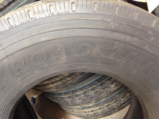 ขายยางใหม่ขนาด 11R22.5 Roadsun ยางผลิตเดือน 10 ปี 2014