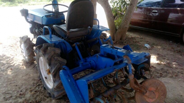 รถไถ ISEKI TX 1500 ราคา58000 บาทหรือแลกรถไถเดินตามโครงนอก