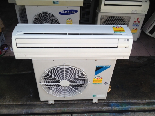 **** ขายแอร์ DAIKIN 18000 BTU สภาพสวย ****