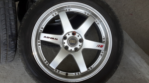 แม็กขอบ 19 พร้อมยาง สวยไม่คด ไม่ดุ้ง ไม่มีซ่อมคับ