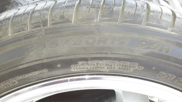 แม็กขอบ 19 พร้อมยาง สวยไม่คด ไม่ดุ้ง ไม่มีซ่อมคับ แม็กขอบ 19 พร้อมยาง สวยไม่คด ไม่ดุ้ง ไม่มีซ่อมคับ