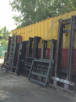 +++ ขายเสาโฟล์คลิฟท์ หลายขนาด  3 เมตร , 4 เมตร , 4.5 เมตร,  5  เมตร . 2 ตอน , 3 ตอน  เข้าตู้  ครับ