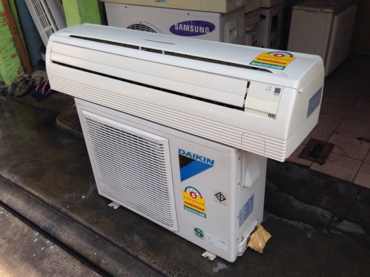 **** ขายแอร์ DAIKIN 12000 BTU สภาพสวย ****