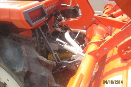 ขายรถไถ Kubota รุ่น ZL1-235 ใช้แค่ 11,000 ชั่วโมง สวยพร้อมใช้ โทร 088-4501277 ขายรถไถ Kubota รุ่น ZL1-235 ใช้แค่ 11,000 ชั่วโมง สวยพร้อมใช้ โทร 088-4501277