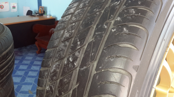 แม็กขอบ 17 ใหม่ RPF-1 สีทองพร้อมยาง toyo แม็กขอบ 17 ใหม่ RPF-1 สีทองพร้อมยาง toyo