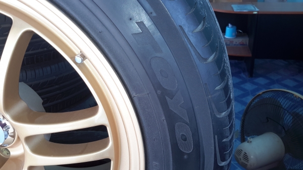 แม็กขอบ 17 ใหม่ RPF-1 สีทองพร้อมยาง toyo แม็กขอบ 17 ใหม่ RPF-1 สีทองพร้อมยาง toyo