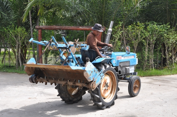 ขายรถไถ MITSUBISHI D1850 4สูบ สภาพสวยเดิมญี่ปุ่นไม่เคยใช้งานในไทย 59,000 บาท