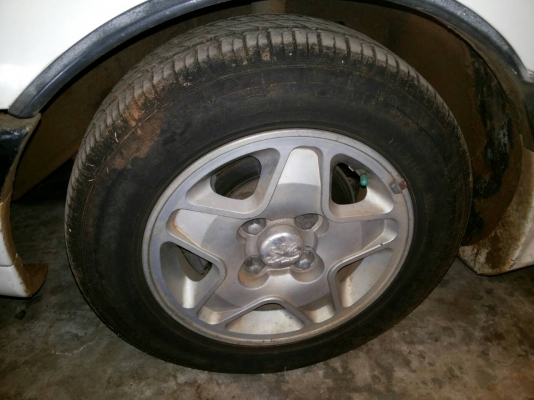 ขายเก๋งเปอร์โย