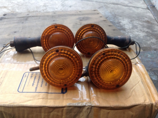 ขายไฟเลี้ยว DT 125