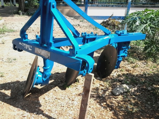 ขายผาน3CMTรุ่นใหม่กระทู้ยาวของรถไถใหญ่ ขายผาน3CMTรุ่นใหม่กระทู้ยาวของรถไถใหญ่