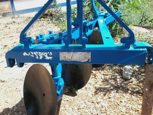 ขายผาน3CMTรุ่นใหม่กระทู้ยาวของรถไถใหญ่ ขายผาน3CMTรุ่นใหม่กระทู้ยาวของรถไถใหญ่