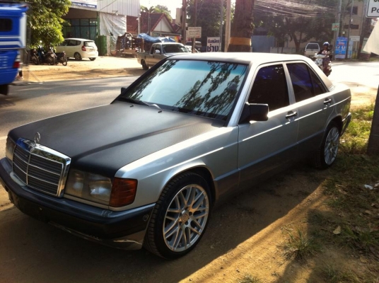 ขาย รถMercedes Benz ปี36 รุ่น190E เกียร์ออโต้ แต่ทำการเปลี่ยนเครื่องหัวฉีด Toyota รหัส ความแรง 2JZ 3,000cc แจ้งลงเล่มทะเบียนเรียบร้อย มีเล่มทะเบียนพร้อมชุดโอนเรียบร้อย (ทำการSet ช่วงล่างเรียบร้อย หนึบๆ นุ่มๆ) ไม่มีการติดแก๊สแต่อย่างใด สภาพภายในสวยๆแบบเดิม