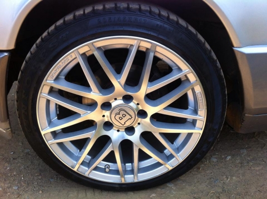 ขาย รถMercedes Benz ปี36 รุ่น190E เกียร์ออโต้ แต่ทำการเปลี่ยนเครื่องหัวฉีด Toyota รหัส ความแรง 2JZ 3,000cc แจ้งลงเล่มทะเบียนเรียบร้อย มีเล่มทะเบียนพร้อมชุดโอนเรียบร้อย (ทำการSet ช่วงล่างเรียบร้อย หนึบๆ นุ่มๆ) ไม่มีการติดแก๊สแต่อย่างใด สภาพภายในสวยๆแบบเดิม