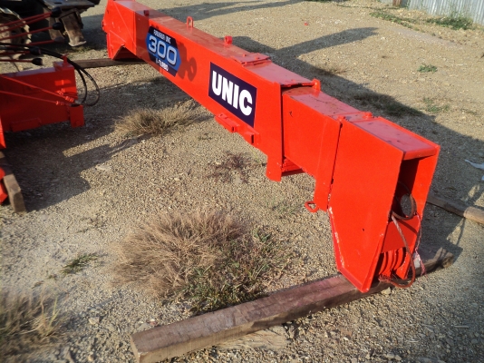 เครนUNIC3ตันพร้อมใช้ครับขายไม่แพงครับ3ปอก2ชัก