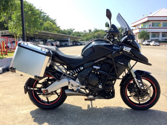 KAWASAKI VERSYS 650cc ABS ปี2011 ของแต่งโคตรเยอะ ทะเบียนพร้อม 255,000 -