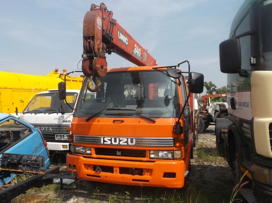 ขายรถ 6 ล้อ ISUZU เครื่อง 6HE1 ธรรมดา ไม่มีทะเบียน ติดเครน UNIC 340 5ปลอก ขาหยั่งสูง