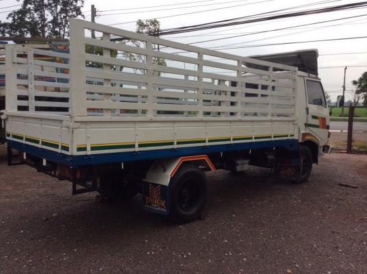 ขายHINO KM777 รถห้างแท้ เครื่องดี ครัทซีสวย ขาย370,000 บาท  (ติดต่อ ศุภากร 081-4252943)