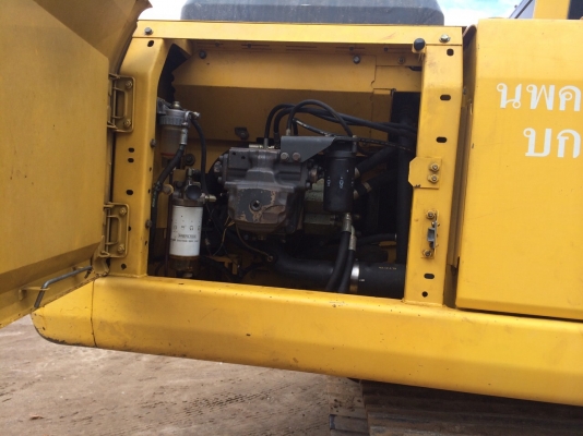ขายรถขุดไฮดรอลิค KOMATSU PC 200-8 (ราคา 1,700,000 บาท) ขายรถขุดไฮดรอลิค KOMATSU PC 200-8 (ราคา 1,700,000 บาท)