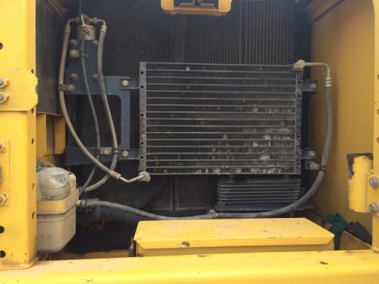 ขายรถขุดไฮดรอลิค KOMATSU PC 200-8 (ราคา 1,700,000 บาท) ขายรถขุดไฮดรอลิค KOMATSU PC 200-8 (ราคา 1,700,000 บาท)