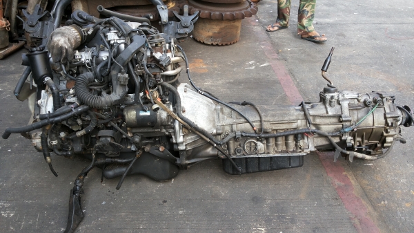 ขายเครื่องยนต์ดีเซล 1KZ TURBO 4WD ปั้มไฟฟ้า ขับ4 เกียรออโต้