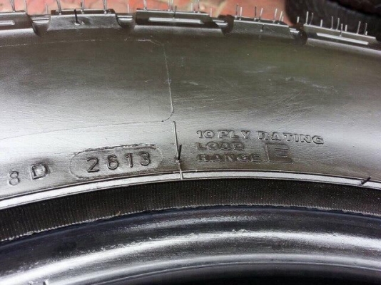 ขายยาง MUD 265 x 70 x 17 ปี 13 ขายยาง MUD 265 x 70 x 17 ปี 13