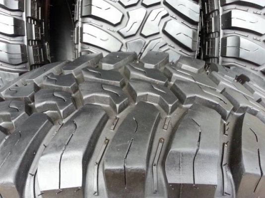 ขายยาง MUD 265 x 70 x 17 ปี 13 ขายยาง MUD 265 x 70 x 17 ปี 13