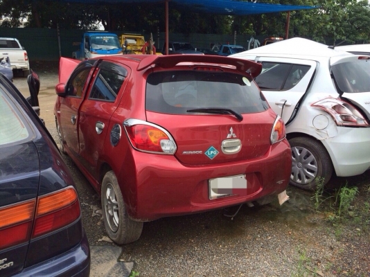 มิตซูบิชิมิตราจรื้อขายอะไหลทุกชิ้น มิตซูบิชิมิตราจรื้อขายอะไหลทุกชิ้น