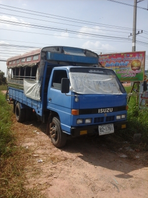 ขายถูกครับอีซูซุ เครื่อง100 สภาพสวย0845981814 คุณภิรมย์