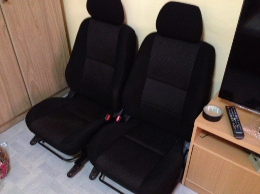 เบาะญี่ปุ่นเเท้สีดำผ้าลายสวยสภาพใหม่ๆแปลงใส่รถได้ทุกรุ่น