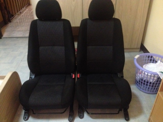เบาะญี่ปุ่นเเท้สีดำผ้าลายสวยสภาพใหม่ๆแปลงใส่รถได้ทุกรุ่น