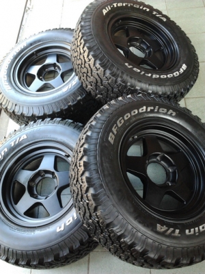 Max + BF All 265/70/16 ปี11 สวยๆ 1ชุด