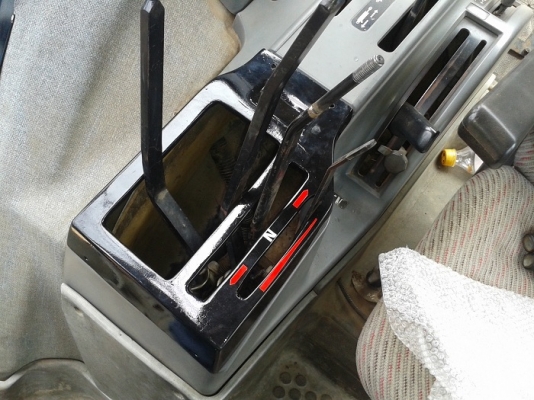 ขายแล้ว ขอบคุณพี่เสริฐมากครับ ฝาครอบคันเกียร์NH40รถตู้ ของใหม่งานแฮนเมดครับ สร้างจากเหล็กซิงค์แข็งแรงทำสีเรียบร้อยสวยงาม