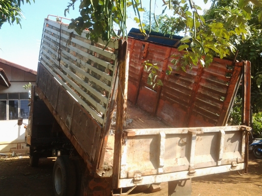 ISUZU  หัวยาว6ล้อดั้มเครื่องEH700เครื่อง168แรงม้าทะเบียนพร้อม