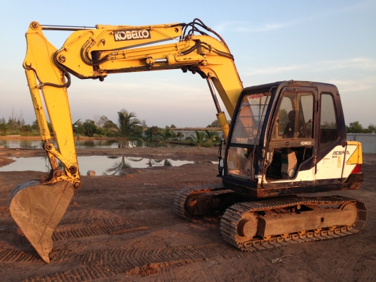 ขาย KOBELCO (ยูตานิ)แท้ SK60-3 บูมสไล้ สภาพสวย พร้อมใช้งาน ติดต่อเจ้าของโดยตรง 081-4283210