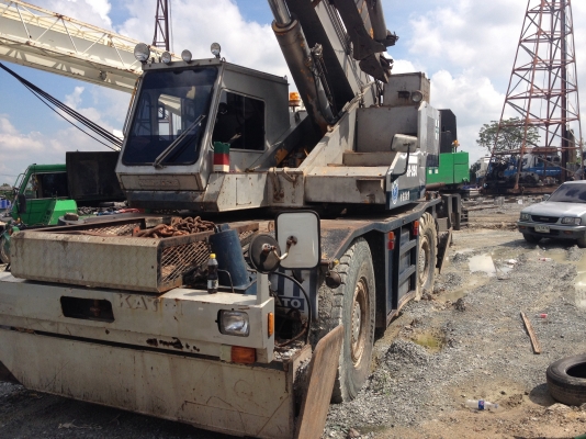 ขายรถเครน 25 ตัน 4 ล้อ ขายรถเครน 25 ตัน 4 ล้อ