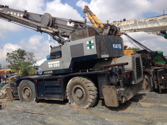 ขายรถเครน 25 ตัน 4 ล้อ