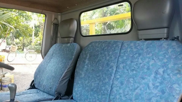 MITSUBISHI CANTER 110 แรง พื้นเรียบ ท้ายลาด MITSUBISHI CANTER 110 แรง พื้นเรียบ ท้ายลาด