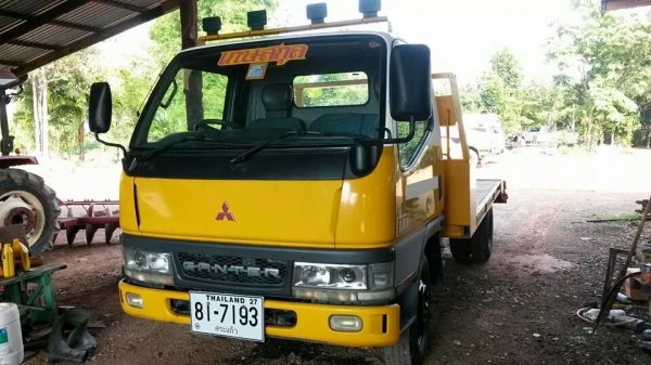 MITSUBISHI CANTER 110 แรง พื้นเรียบ ท้ายลาด MITSUBISHI CANTER 110 แรง พื้นเรียบ ท้ายลาด